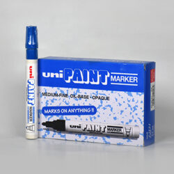 UNI Paint Marker